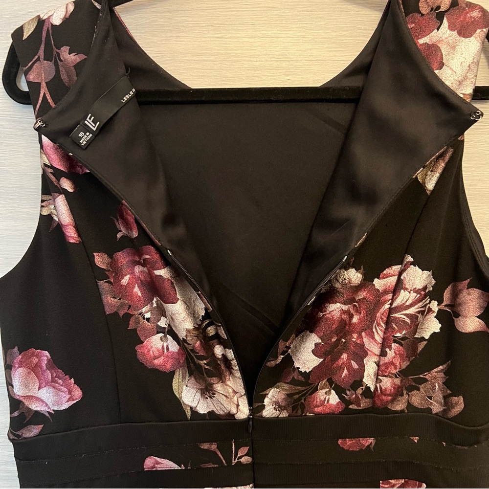 Leslie Fay Black Shimmery Floral Print Sleeveless Fit and Flare Dress Size 16 GC - Picture 7 of 9